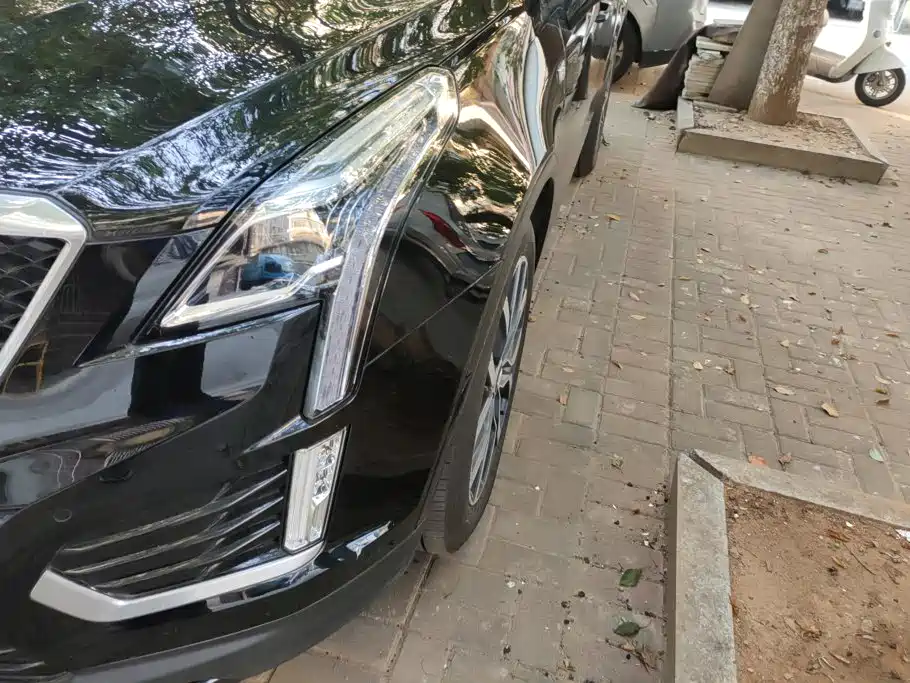 Cadillac XT5 — миниатюра 5