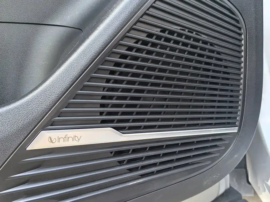 Geely Boyue L — миниатюра 16