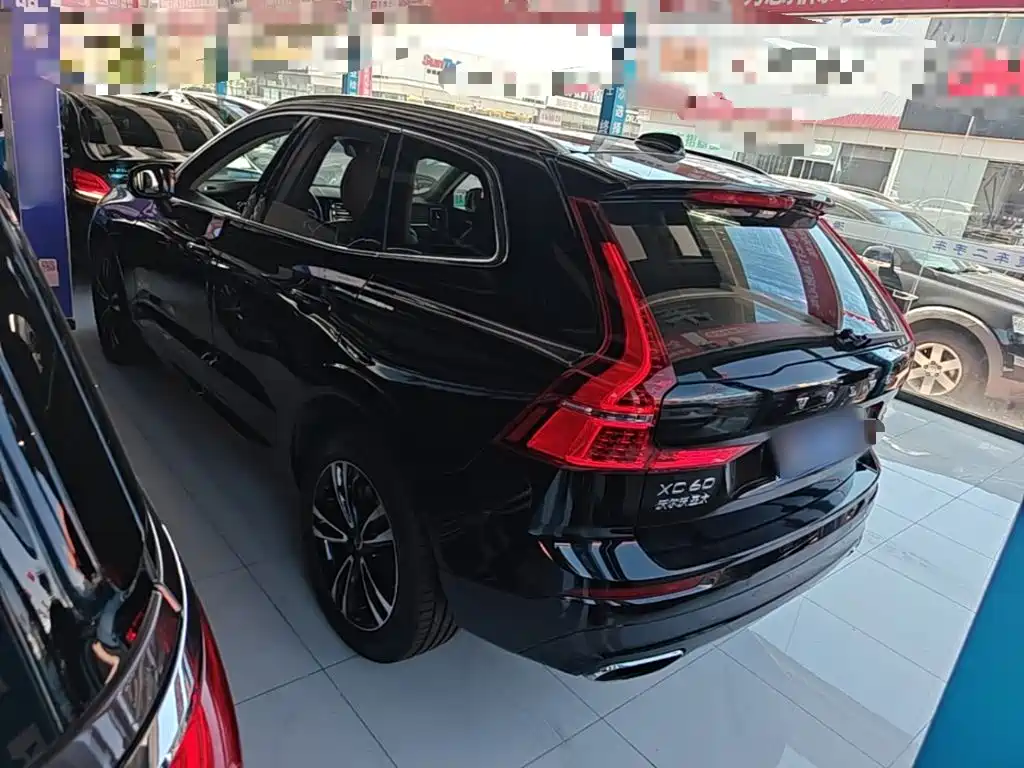 Volvo XC60 — миниатюра 5