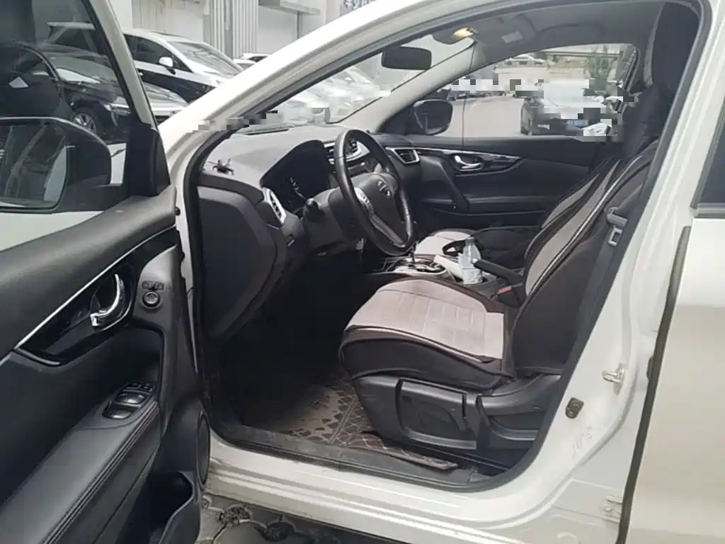 Nissan Qashqai — миниатюра 21