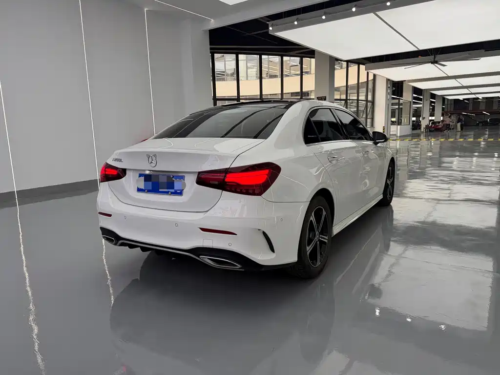 Mercedes-Benz A-Class — миниатюра 16