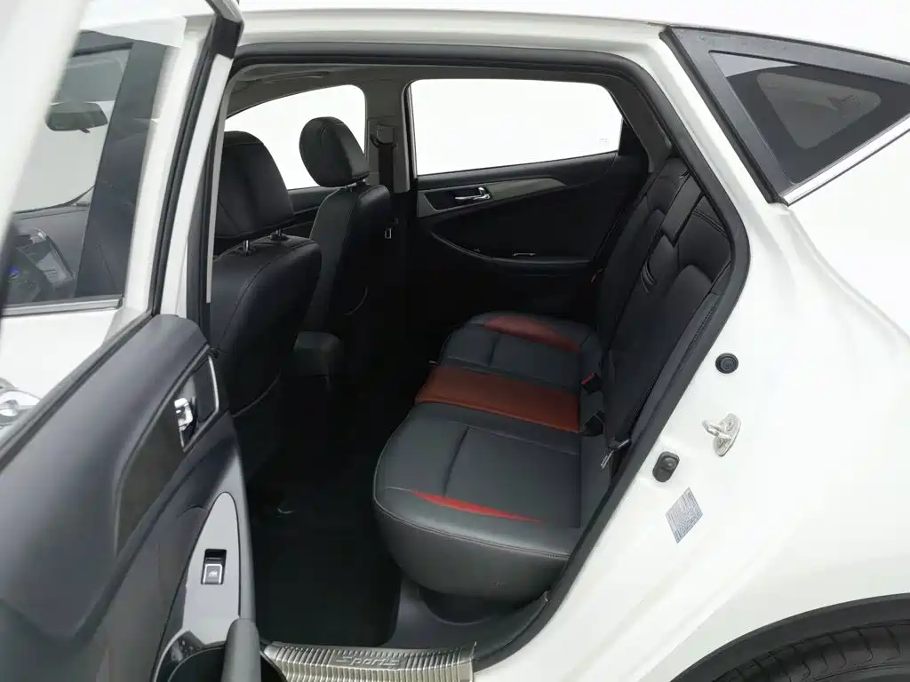 Changan Eado XT — миниатюра 15