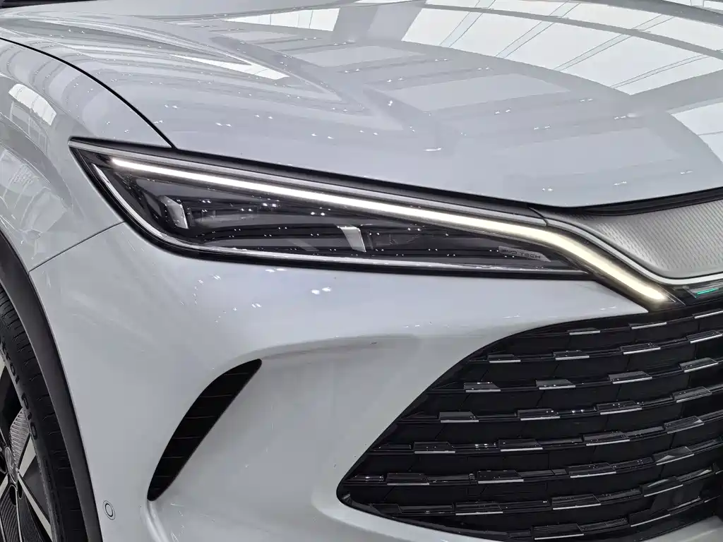 BYD L DM-i — миниатюра 10
