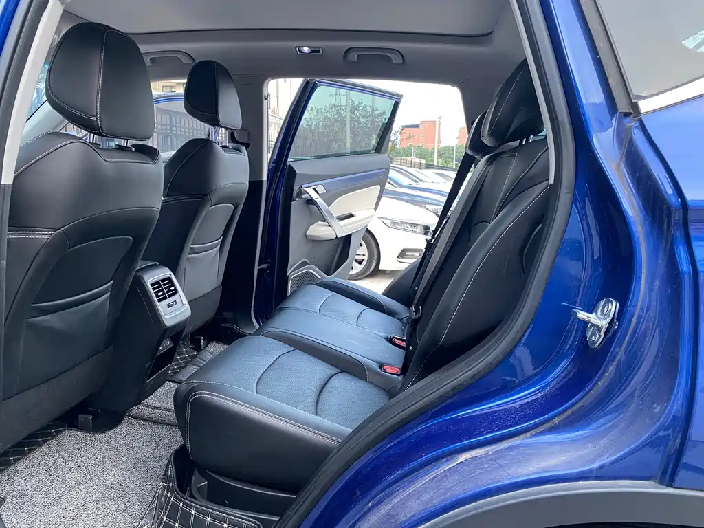 Geely Boyue — миниатюра 11