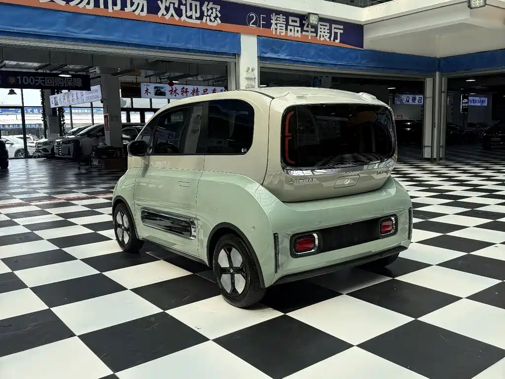Baojun Kiwi EV