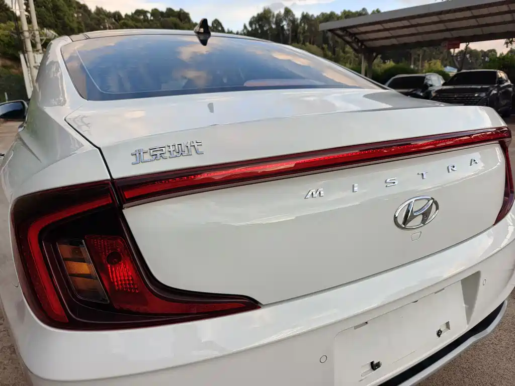 Hyundai Mistra — миниатюра 12