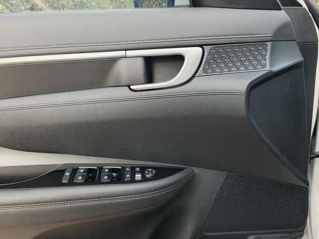 Hyundai Mistra — миниатюра 15