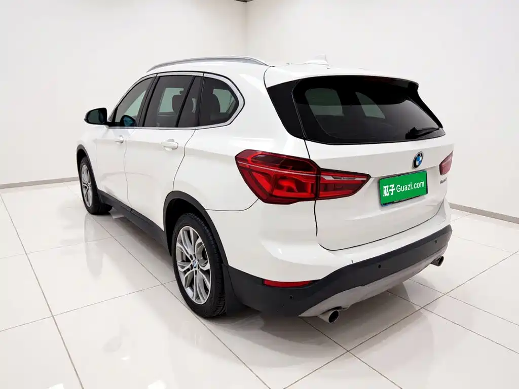 BMW X1 — миниатюра 4