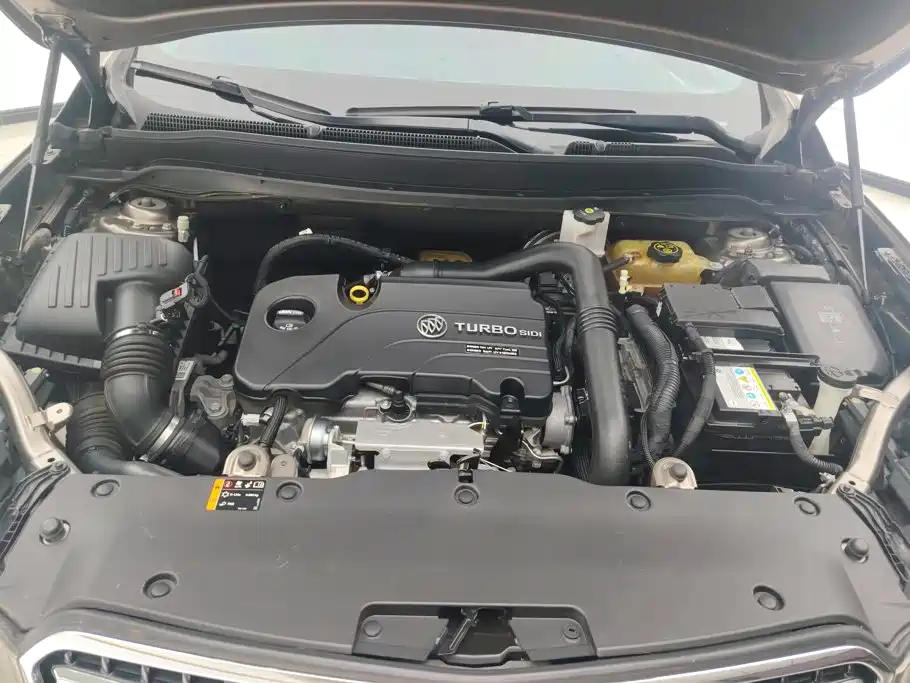 Buick Envision Plus — миниатюра 10