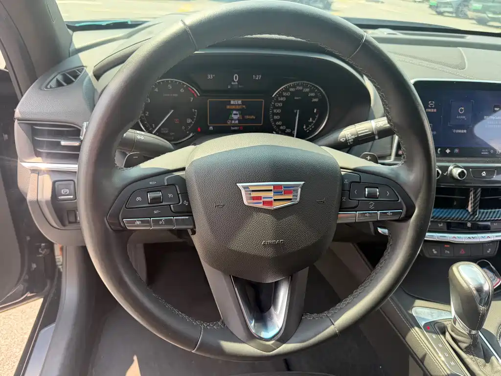 Cadillac CT4 — миниатюра 7