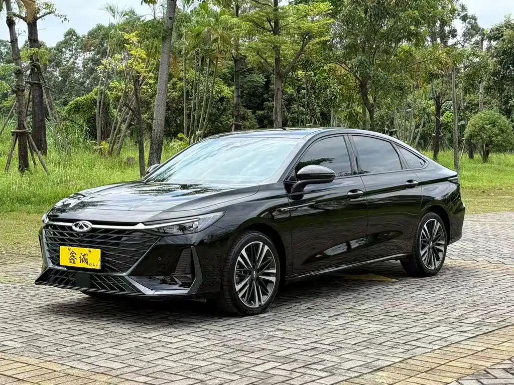 Chery Arrizo 8