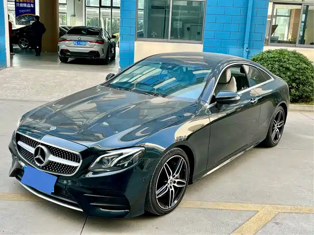 MERCEDES BENZ E CLASS