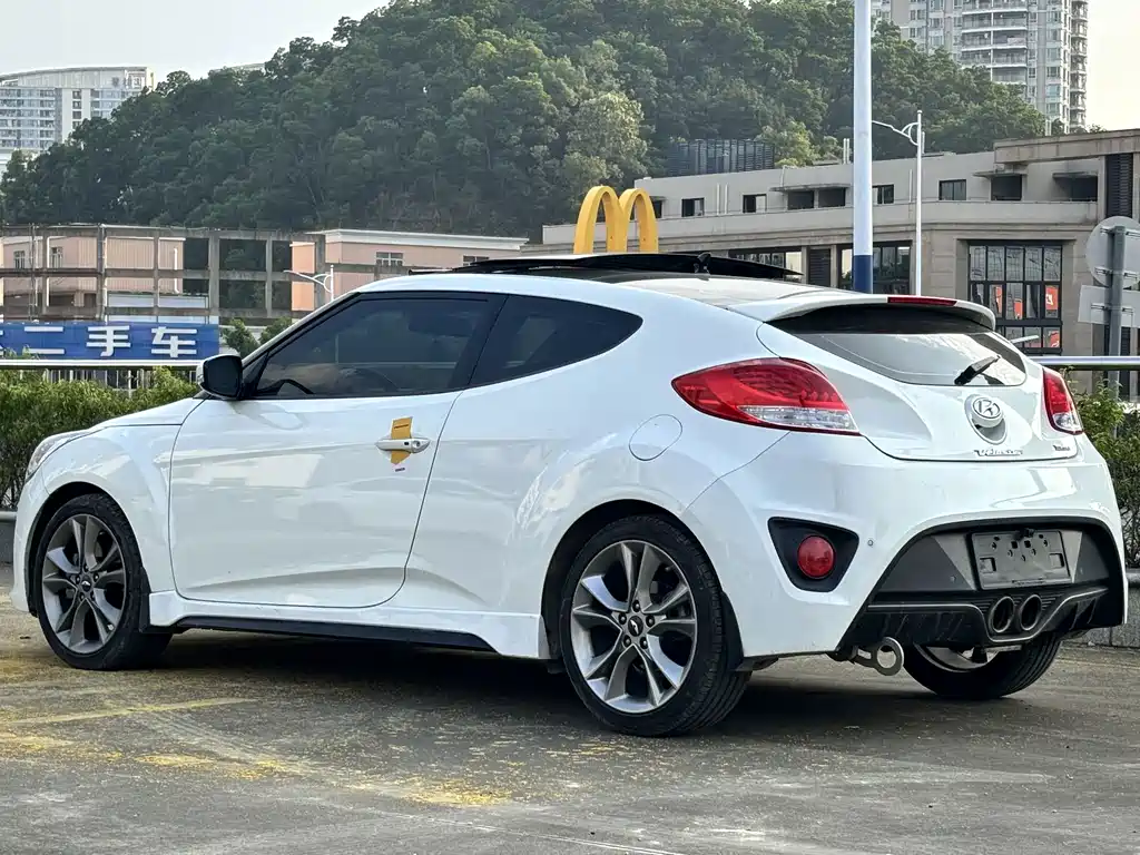 Hyundai Veloster — миниатюра 3