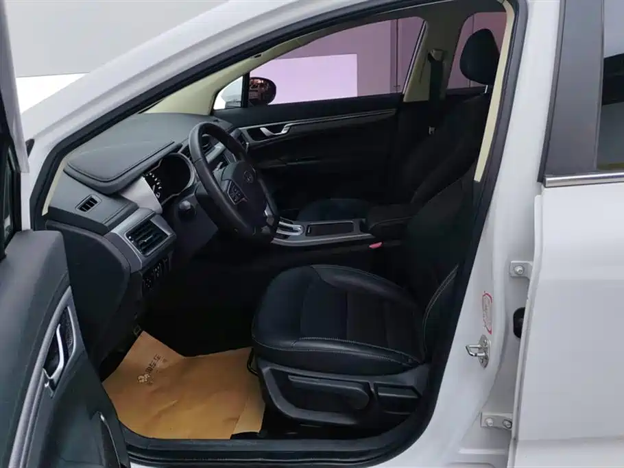 GEELY AUTOMOBILE EMGRAND GS