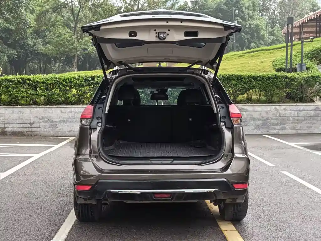 Nissan X-Trail — миниатюра 29