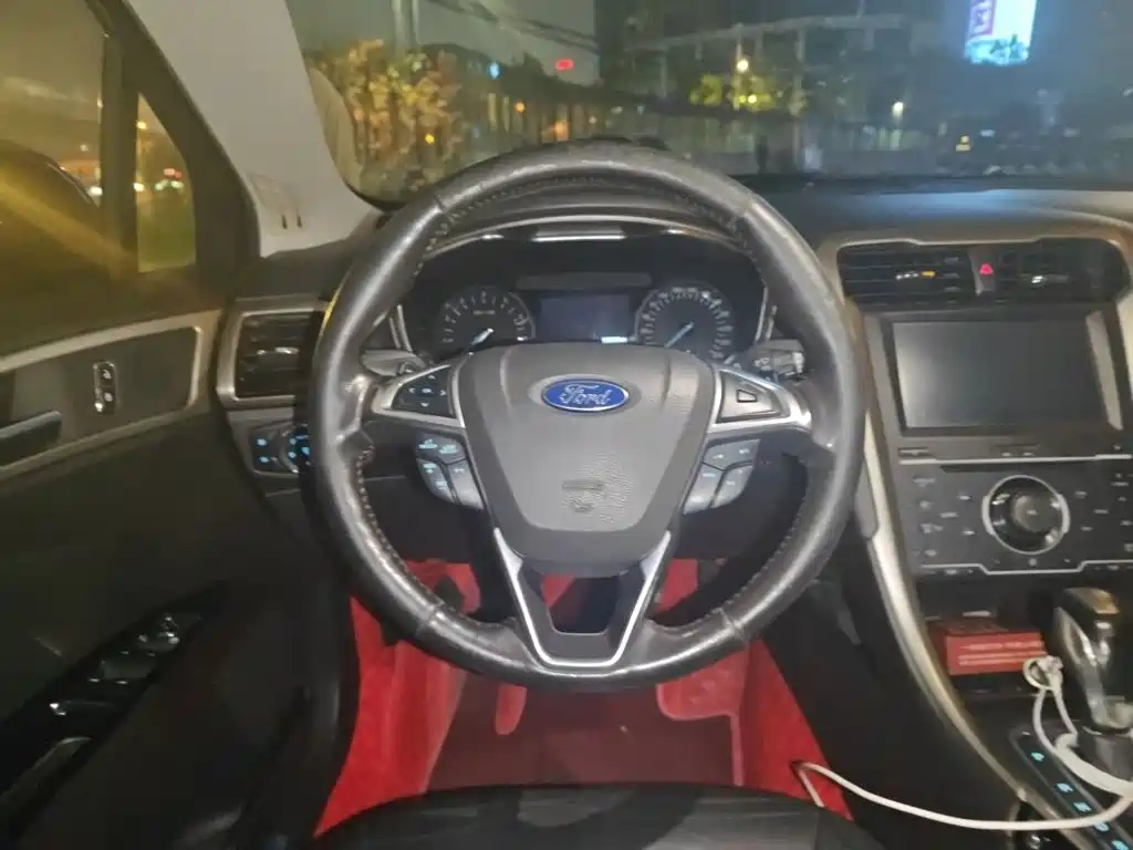 Ford Mondeo — миниатюра 3