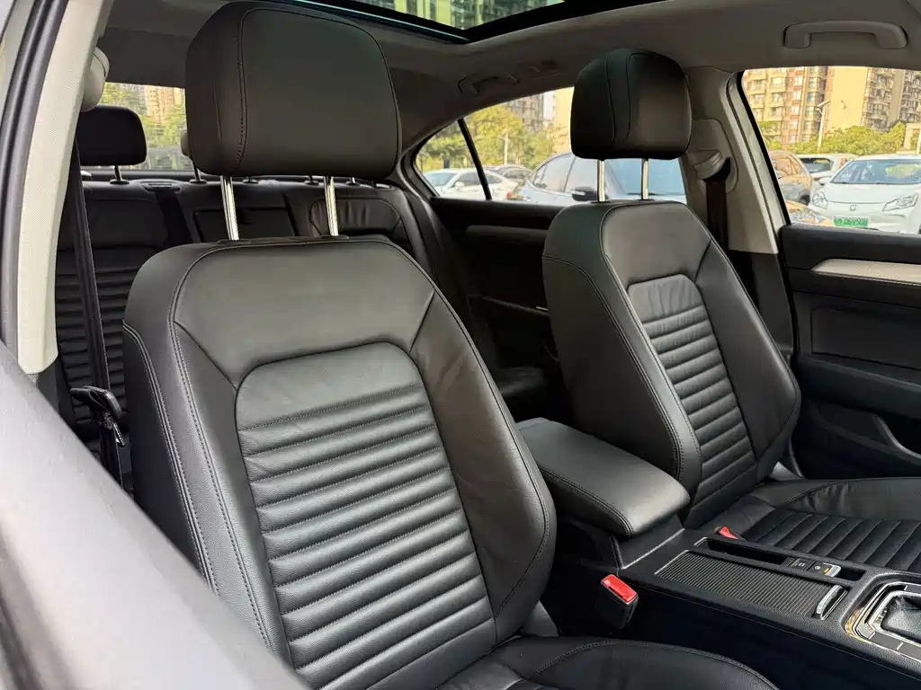 Volkswagen Magotan — миниатюра 10