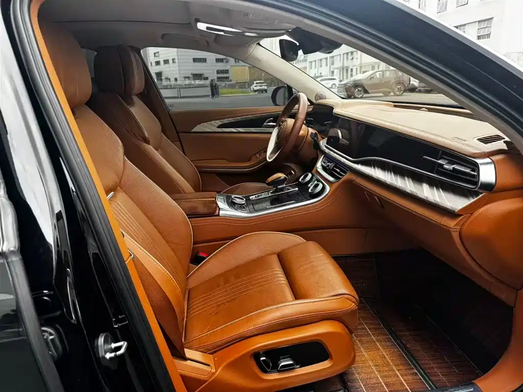 Hongqi H9 2020 2.0T