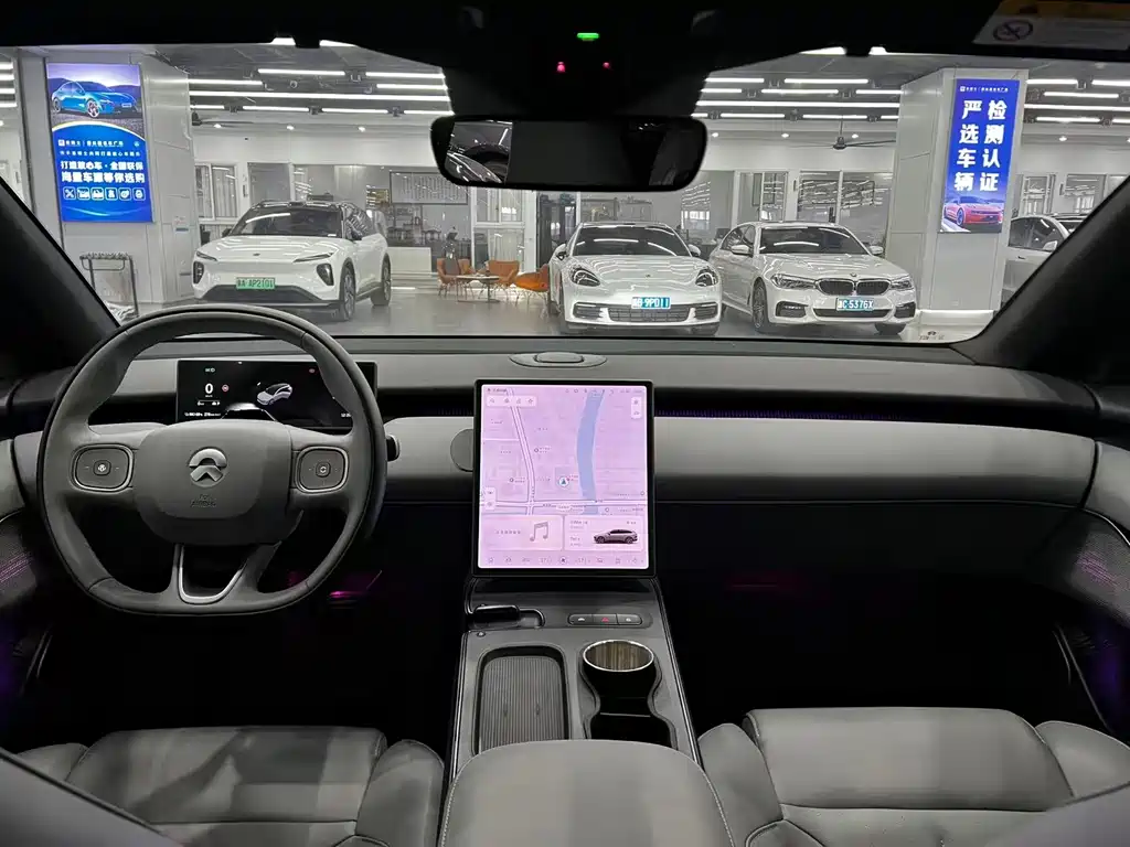 NIO ET5T — миниатюра 4
