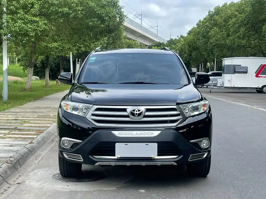 Toyota Highlander — миниатюра 3