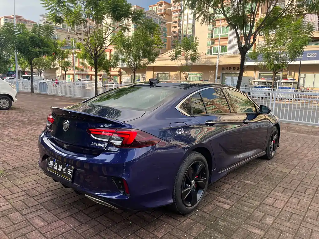 Buick Regal — миниатюра 4