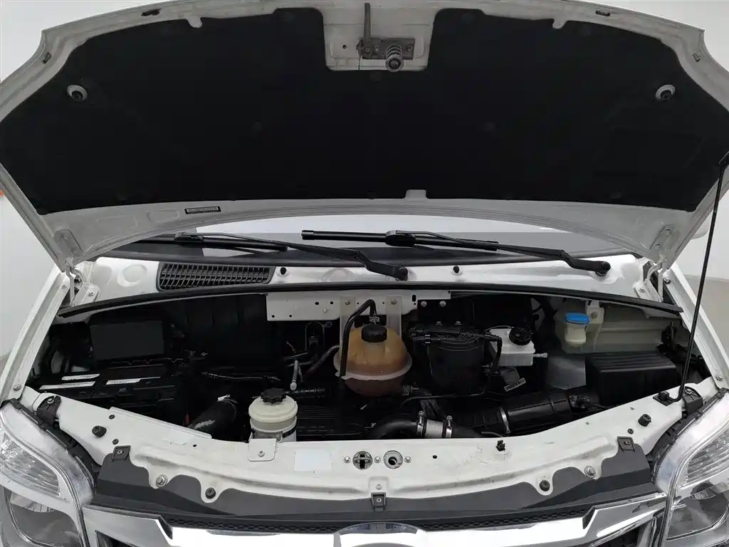 SAIC MAXUS XINTU V80