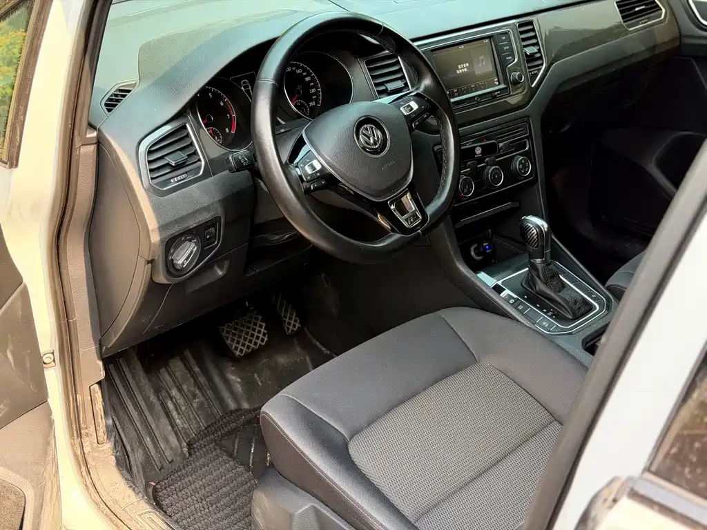 Volkswagen Golf Sportsvan — миниатюра 7