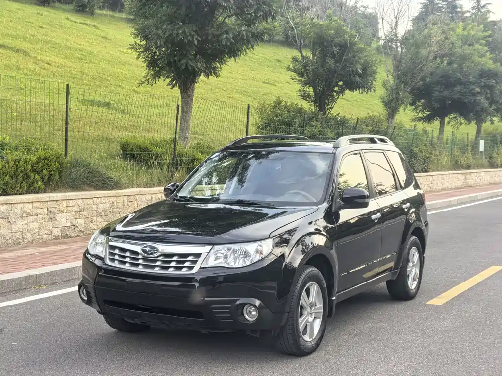 Subaru Forester 2012 2.0XS AT Luxury