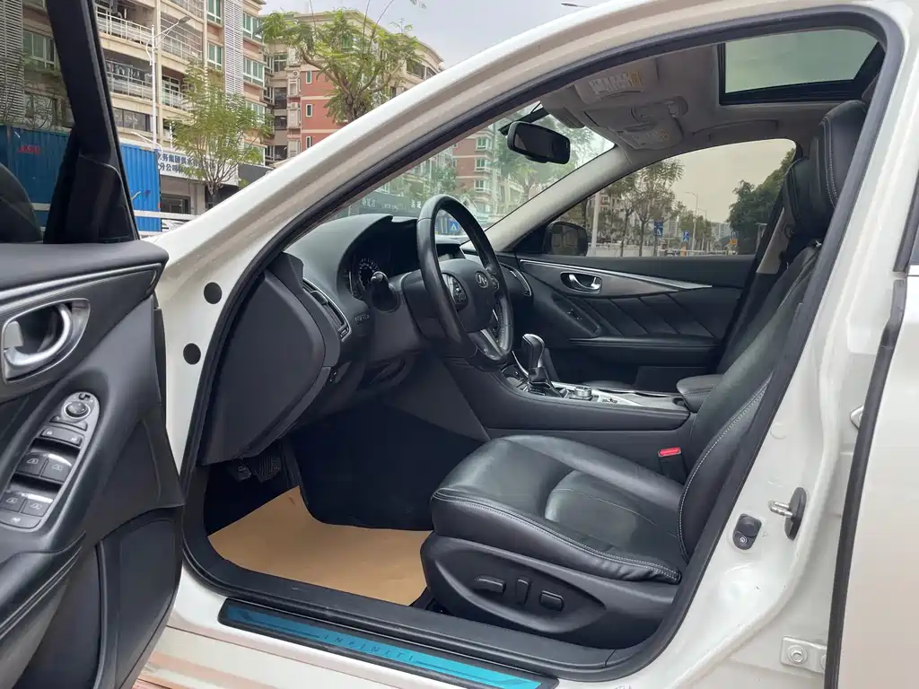 Infiniti Q50L — миниатюра 8