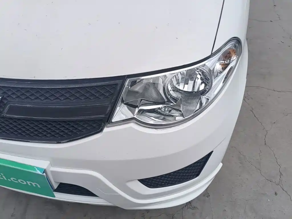 Wuling Hongguang — миниатюра 24