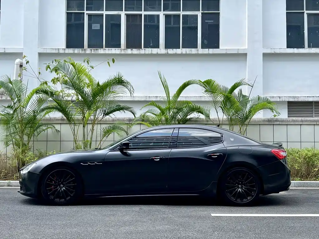 Maserati Ghibli — миниатюра 3