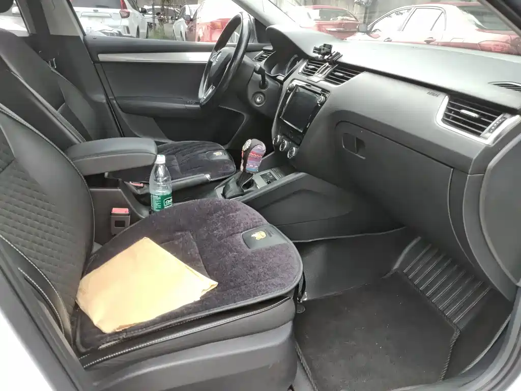 Skoda Octavia — миниатюра 12