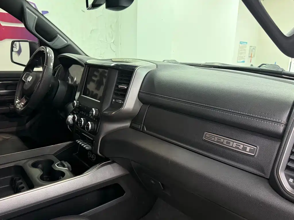 Ram Trucks 2020 1500 5.7L Sport