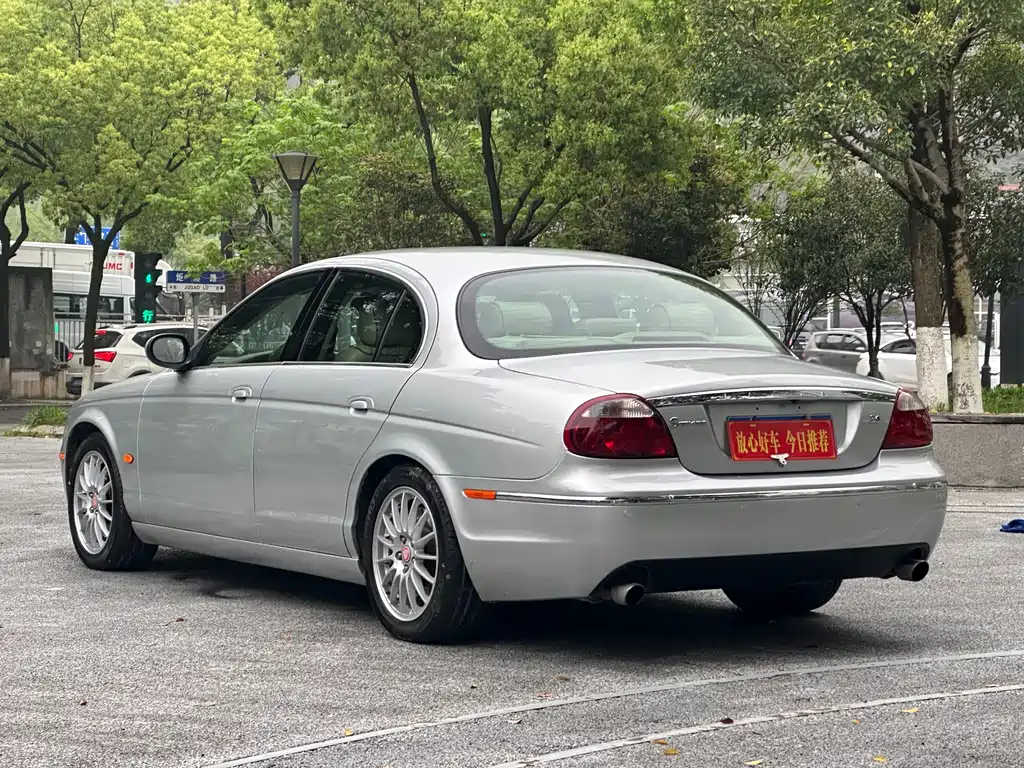 Jaguar S-TYPE — миниатюра 5