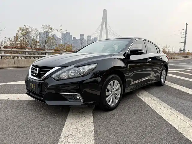 NISSAN TEANA 2018