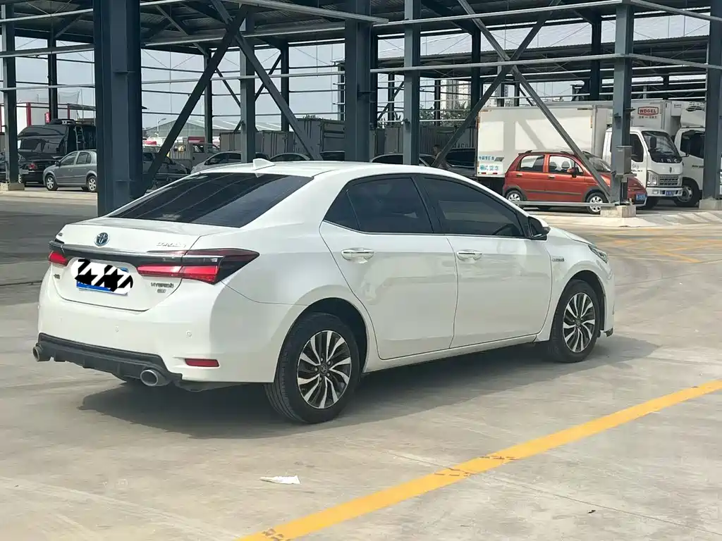 Toyota Corolla — миниатюра 4