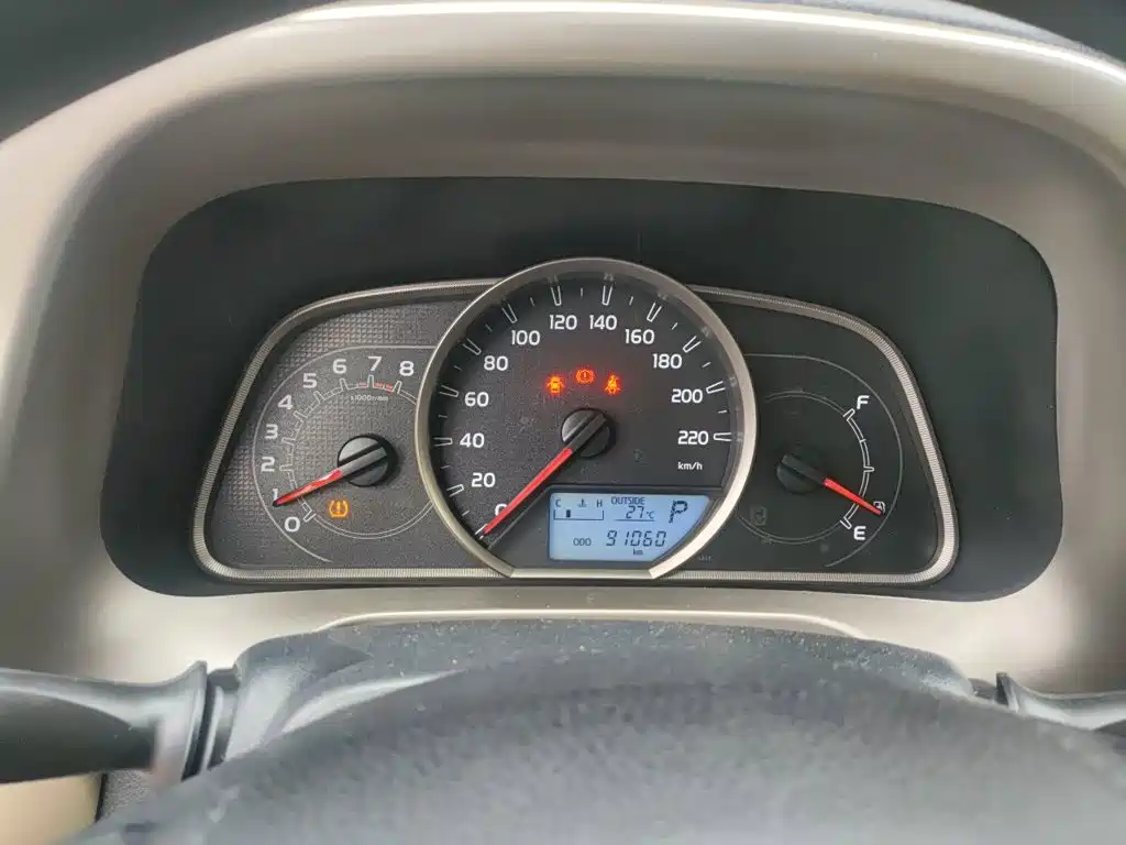Toyota RAV4 — миниатюра 7
