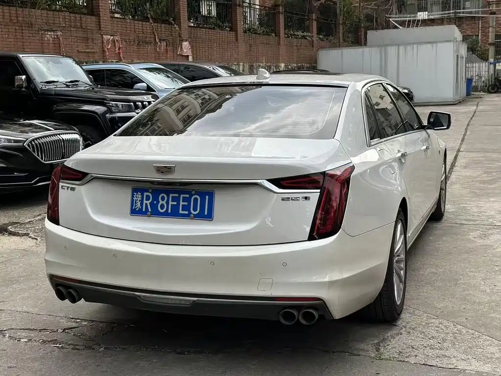 Cadillac CT6 — миниатюра 8