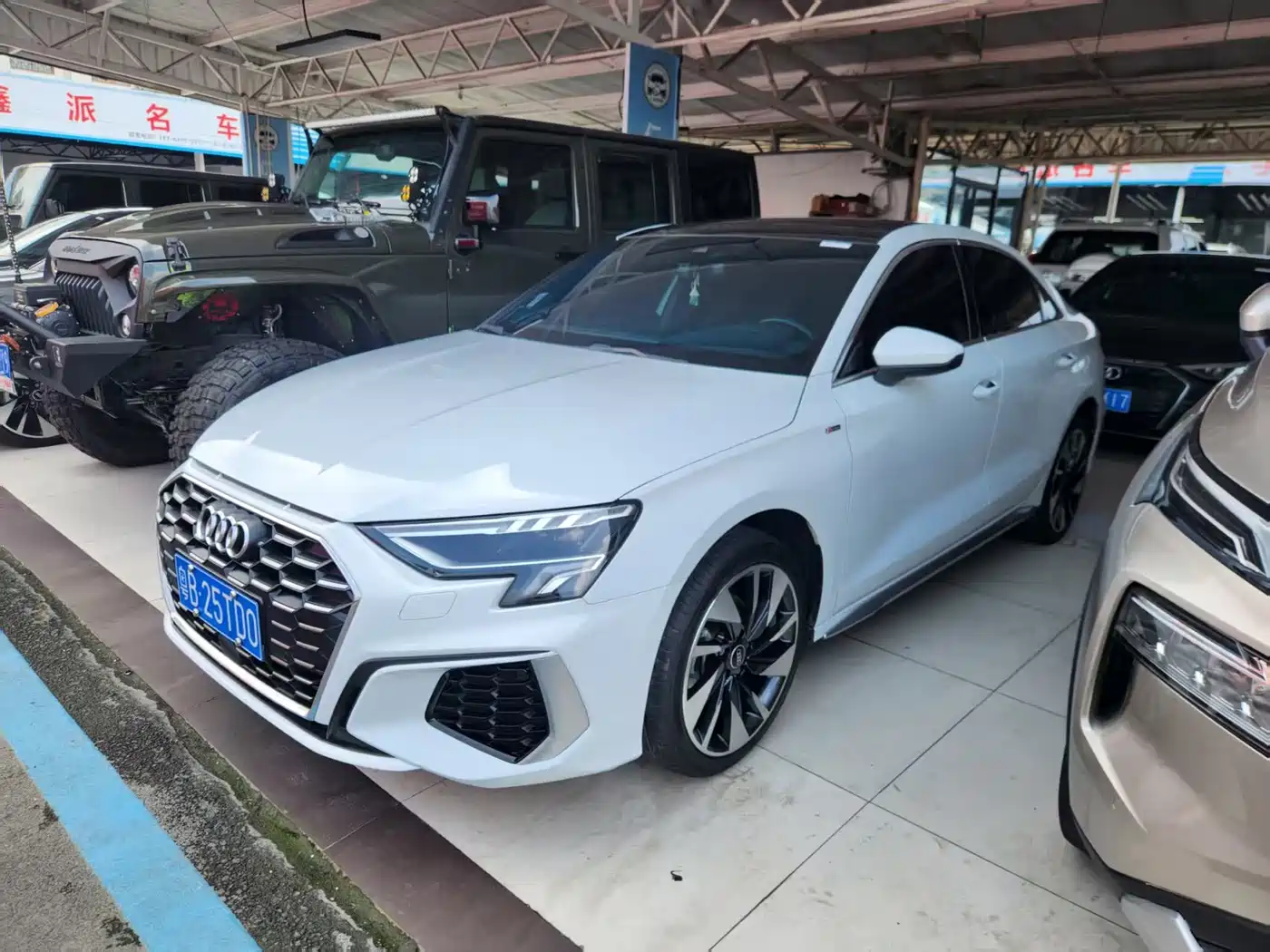 奥迪A3 2023款 A3L Limousine 35 TFSI 时尚运动型 2023