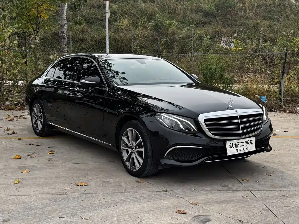 Mercedes-Benz E-Class — миниатюра 3