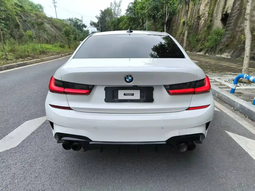 BMW 3 Series — миниатюра 10
