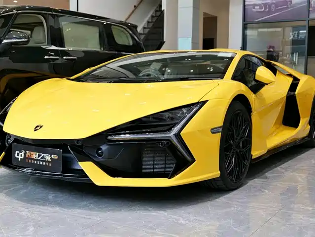 lamborghini revuelto