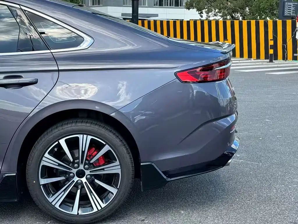 GEELY AUTOMOBILE XINGRUI