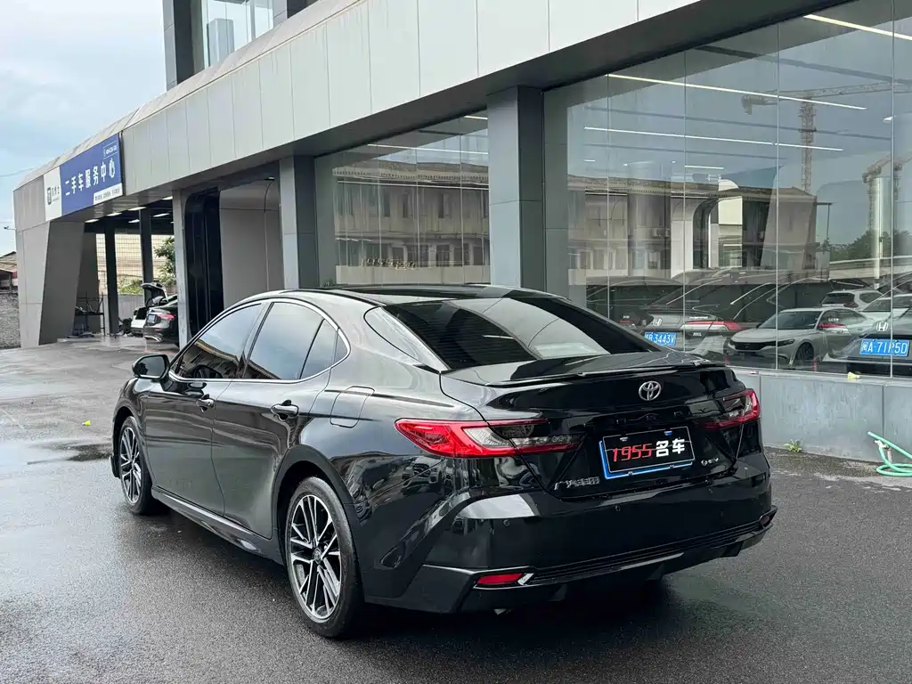 Toyota Camry 2026 2.0HSE Sport Lite
