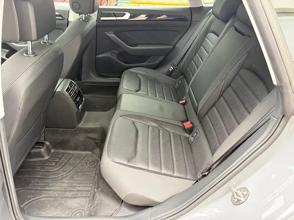 Volkswagen CC — миниатюра 7