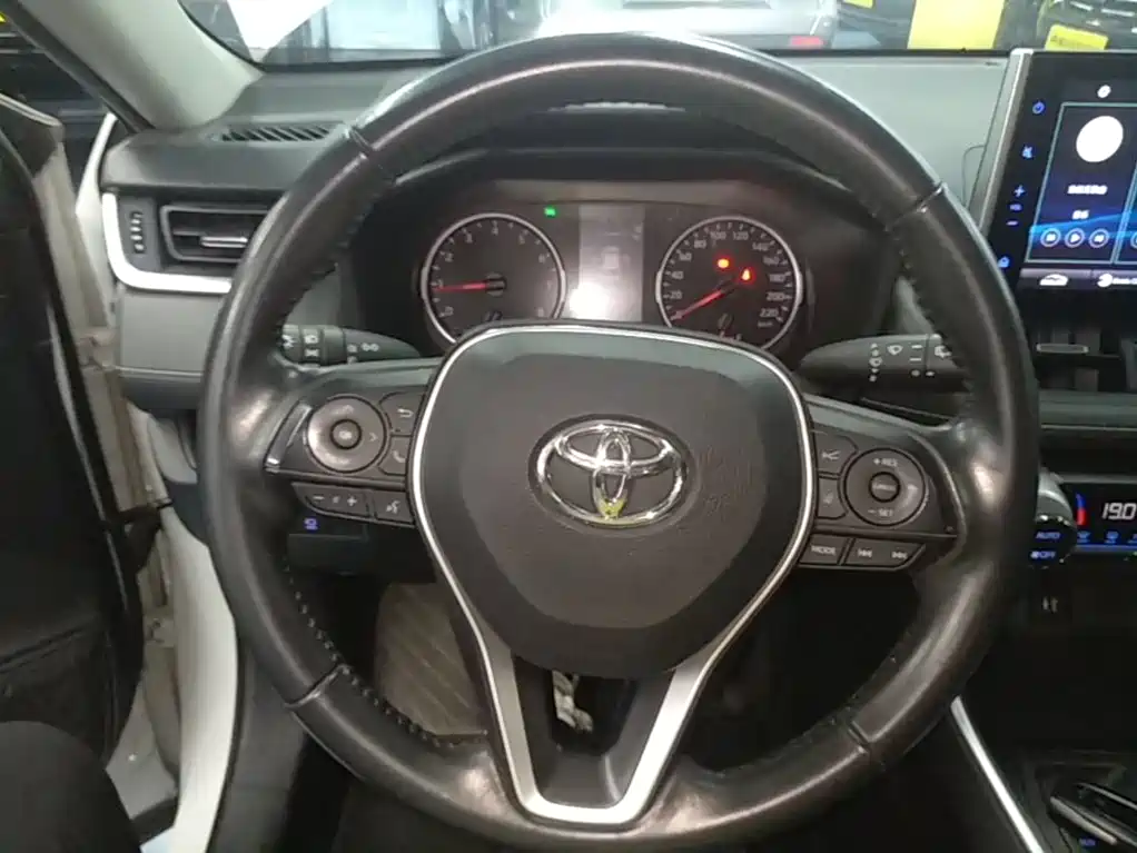 Toyota Wildlander — миниатюра 11