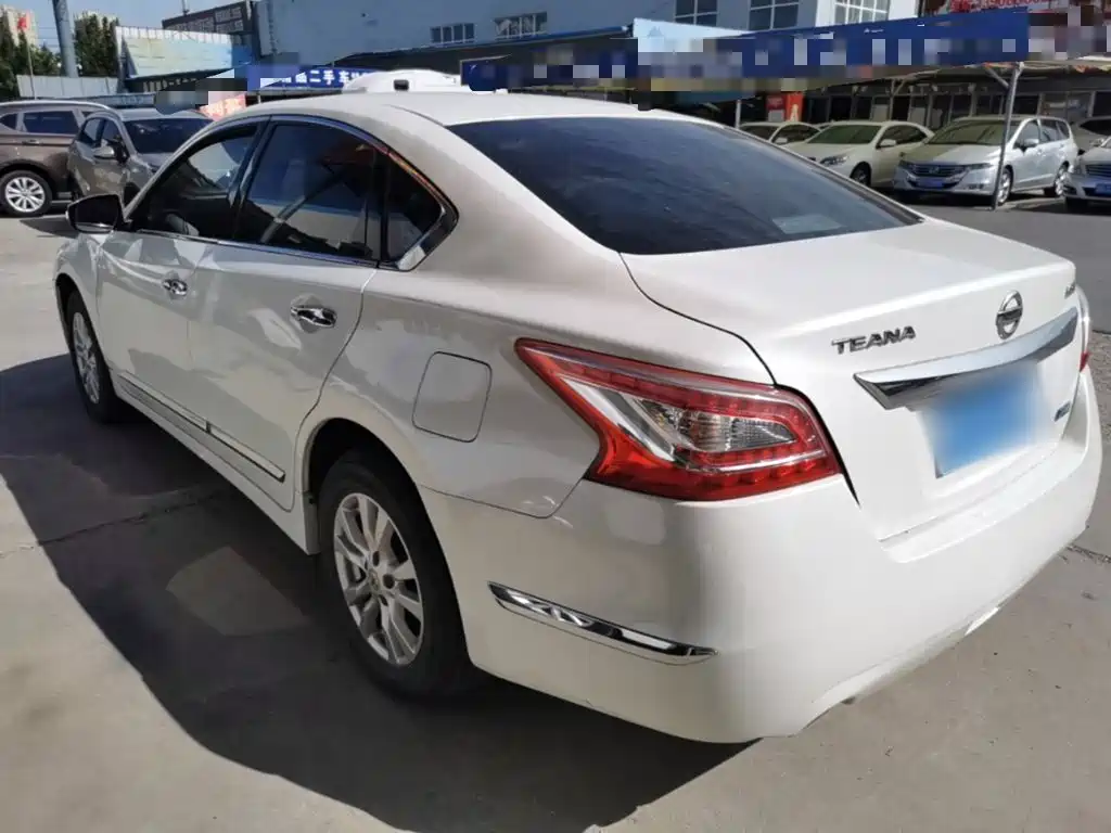 Nissan Teana — миниатюра 5