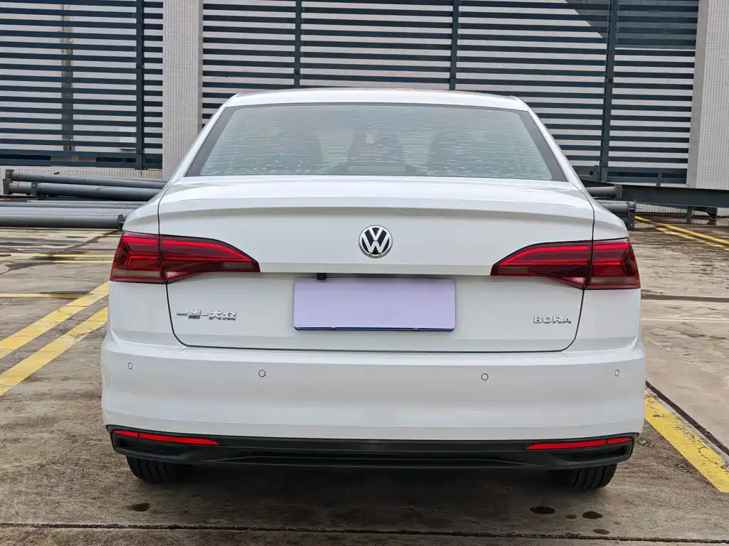 Volkswagen Bora — миниатюра 9