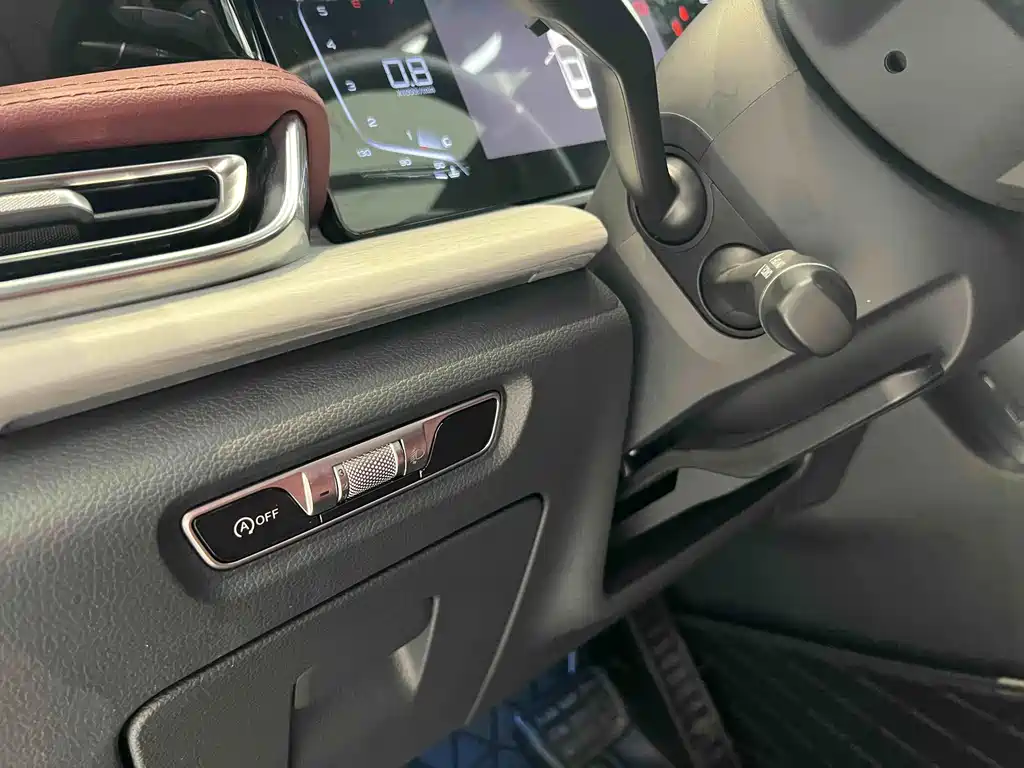 Hongqi Hongqi H5 — миниатюра 10