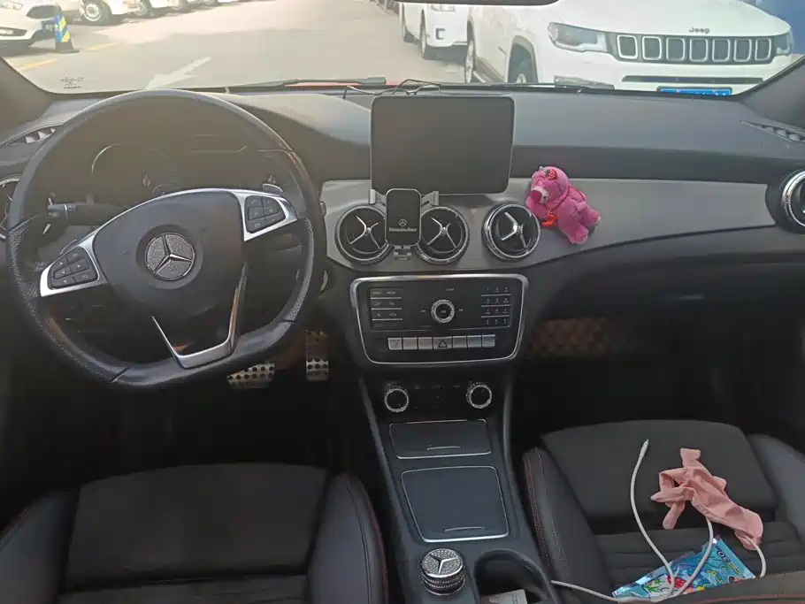 Mercedes-Benz CLA (Import) — миниатюра 12